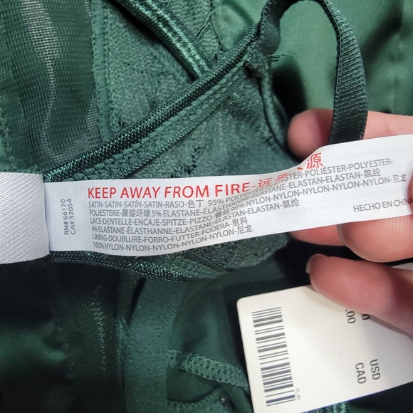 Urban Outfitters Out From Under Billie Bodysuit - Picture 6 of 7